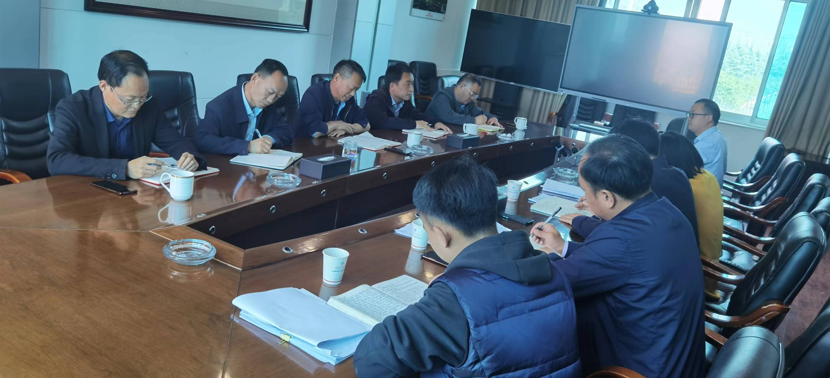 【公司動(dòng)態(tài)】公司召開(kāi)經(jīng)營(yíng)工作專(zhuān)題分析會(huì)