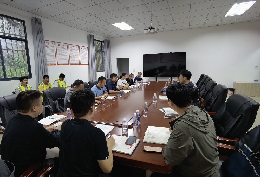 【貫徹一線工作法】萬向遵到羅平縣鄉(xiāng)村振興富鋅油菜三產(chǎn)融合發(fā)展項(xiàng)目開展“國(guó)慶”節(jié)假日期間領(lǐng)導(dǎo)帶班綜合檢查