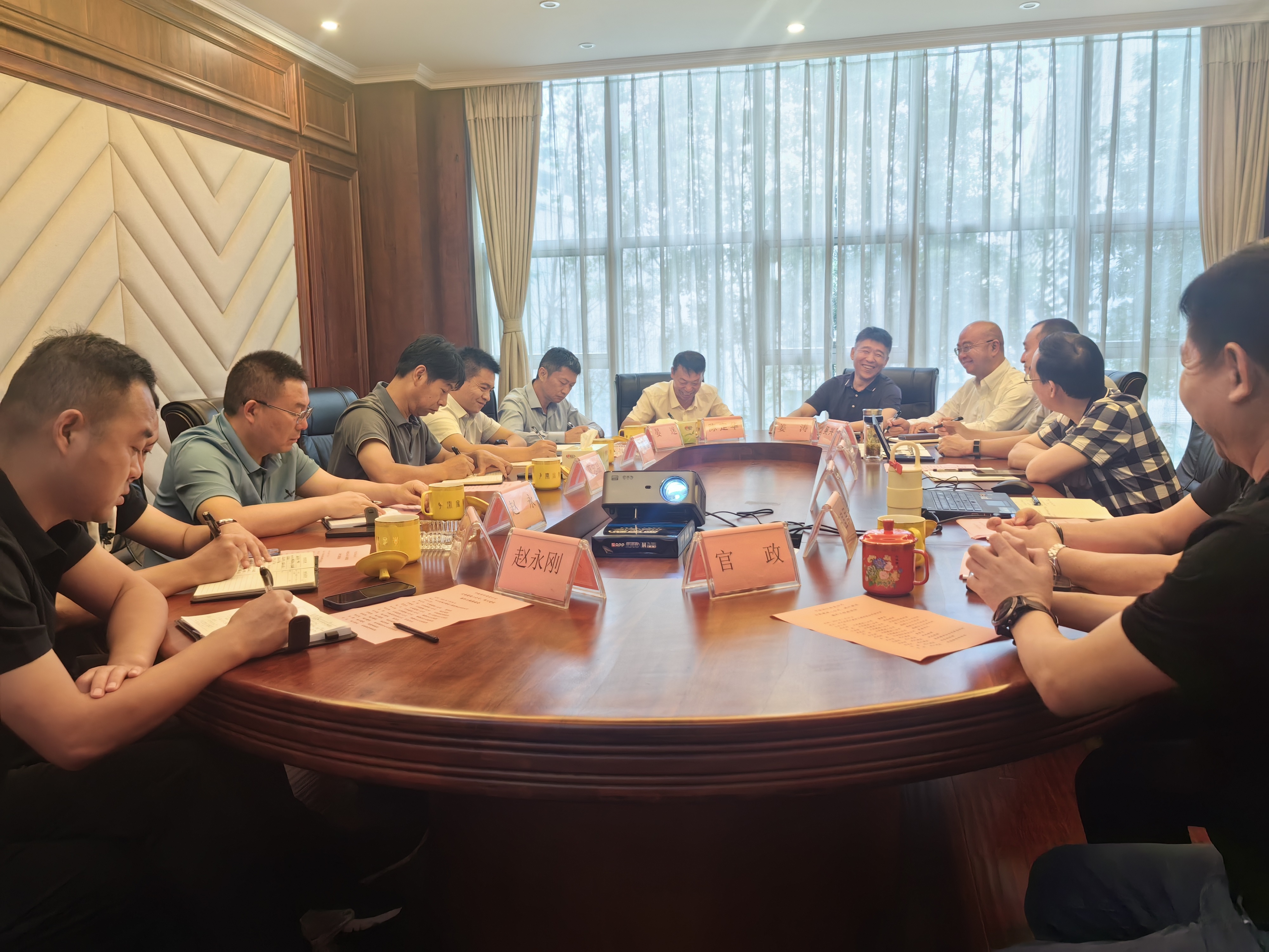 【公司要聞】公司與中鐵國際南美公司、四川鴻川建設(shè)公司交流座談